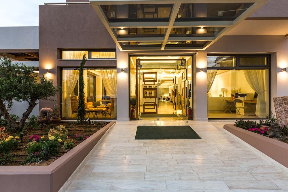 Menta City Boutique Hotel 레팀노 외부 사진